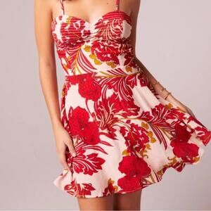 Band of‎ the free - DANCING QUEEN RED FLORAL BRA CUP MINI DRESS | M NWT
